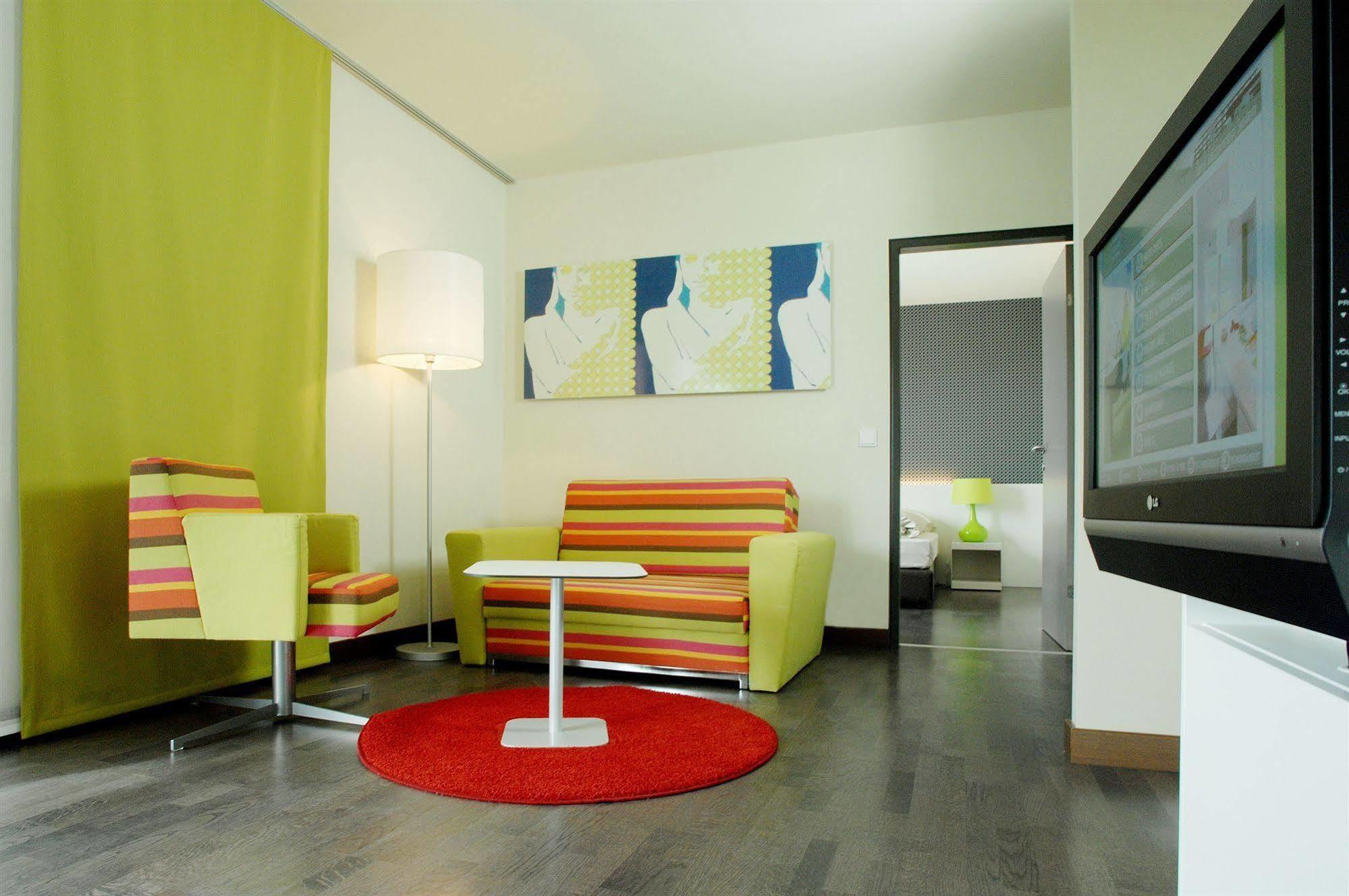 Harry'S Home Dornbirn Hotel & Apartments Екстер'єр фото